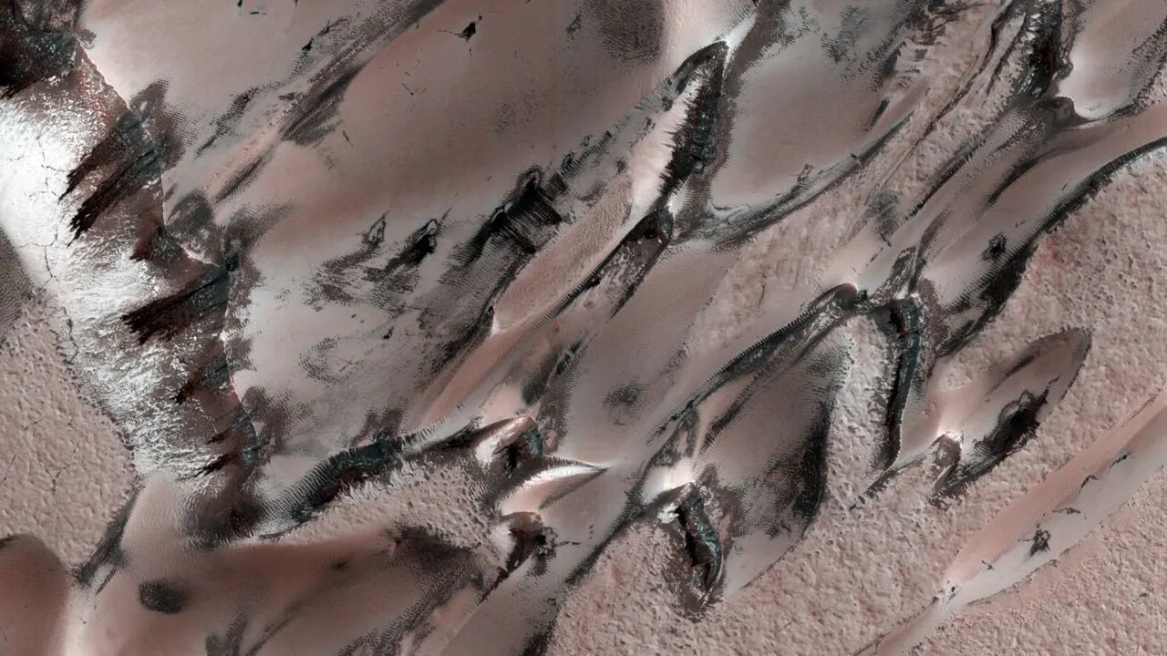 بالصور: ناسا تكشف عن جمال الشتاء على كوكب المريخ – سفير الشمال